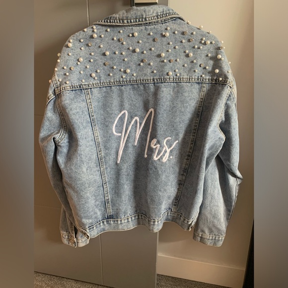 Beaded Jean Jacket with embroidered Mrs on back - Picture 1 of 2